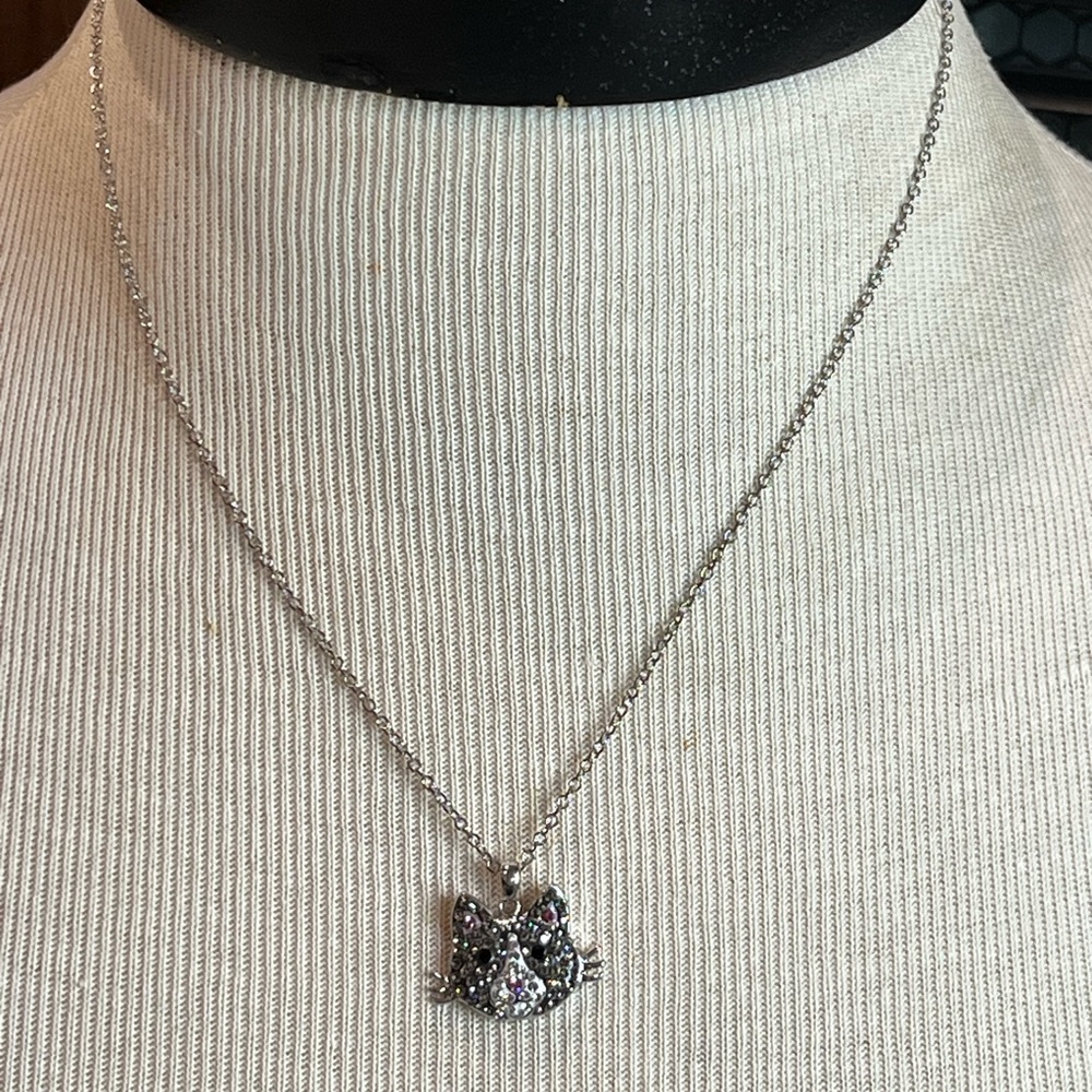 Rhinestone cat necklace